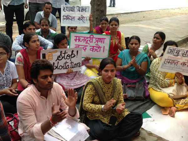 Delhi teachers go on hunger strike