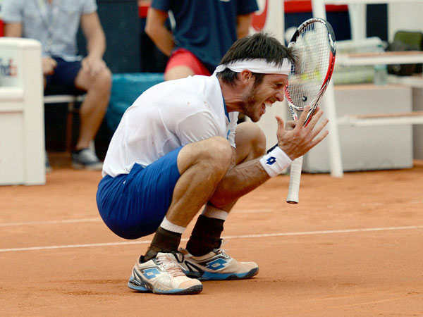 Mayer celebrates win 