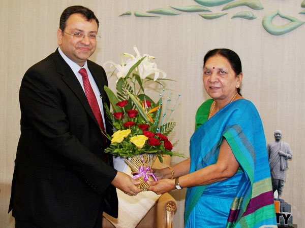 Tata Group chairman Cyrus Mistry with Gujarat chief minister 
