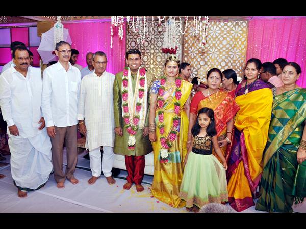 Koneru Humpy enters wedlock