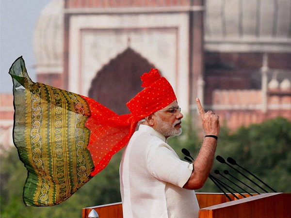 Modi addresses nation at Red Fort