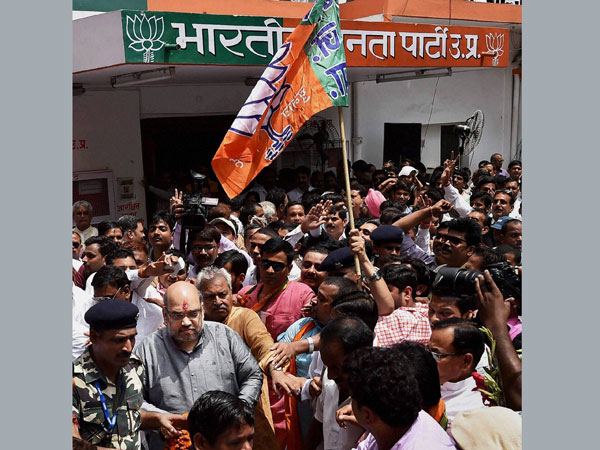BJP National President Amit Shah being welcomed