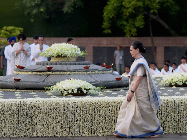 Sonia Gandhi at Vir Bhumi
