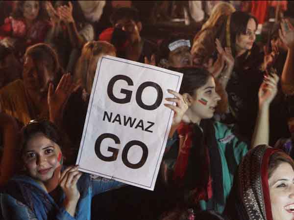 Imran Khan's supporters rally in Lahore Imran Khan's supporters rally in Lahore