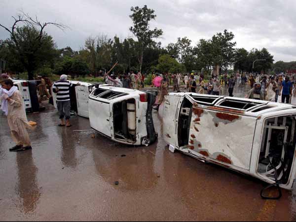 Protests in Pakistan intensify 