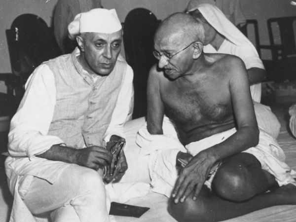 JL Nehru - MK Gandhi