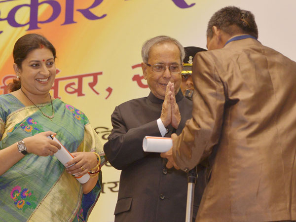 Prez with Union HRD Minister Smriti Irani