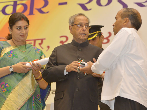 Prez with Union HRD Minister Smriti Irani