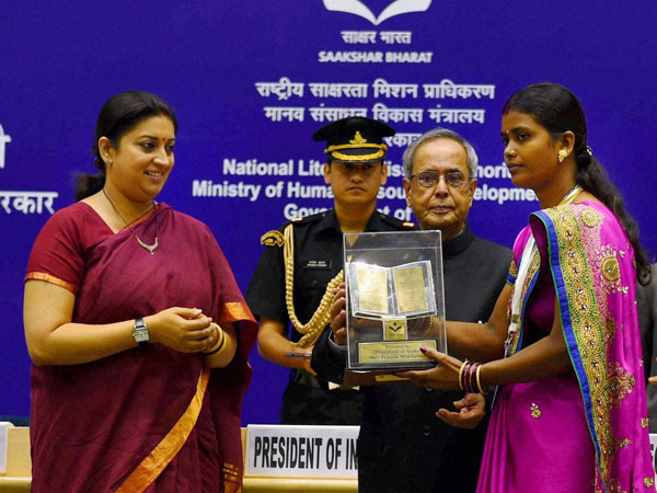 Presenting literacy awards