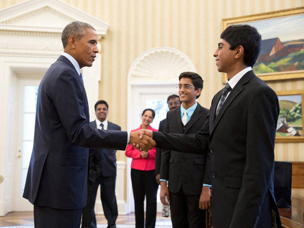 Obama meets winners of Spelling Bee 