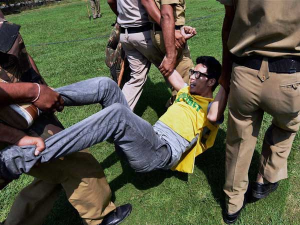 Police detain one of the Tibetan activists 