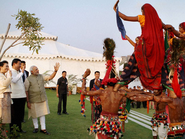 Chinese president receives warn welcome