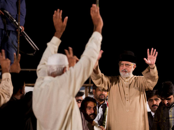 Qadri camps near Pak Parliament