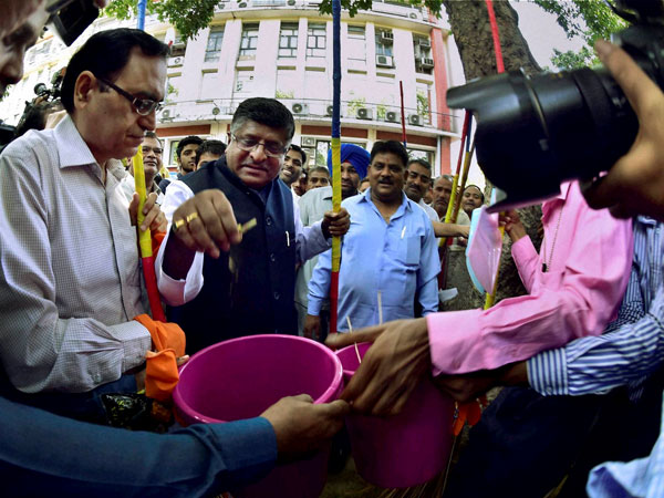 'Swachh Bharat Abhiyan' (Clean India Mission), in New Delhi 