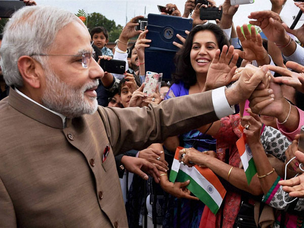 Prime Minister Narendra Modi, greets Indian Americans