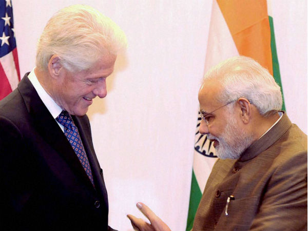 Modi meets former US President Bill Clinton