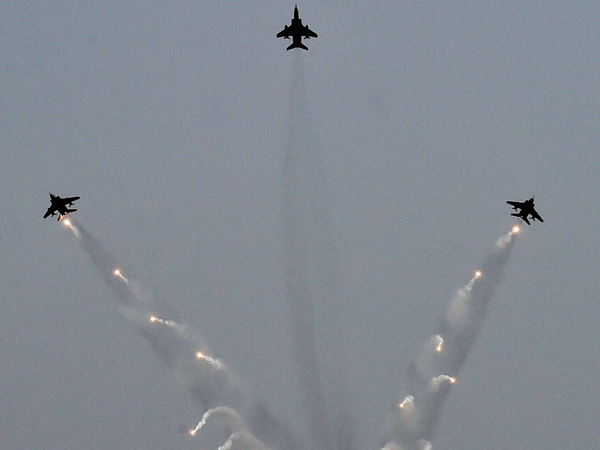 Fighter aircrafts present an air show during the 82nd Air Force Day Fighter aircrafts present an air show during the 82nd Air Force Day