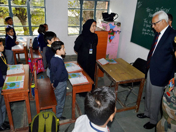 Jammu and Kashmir Governor N N Vohra along with GoC 