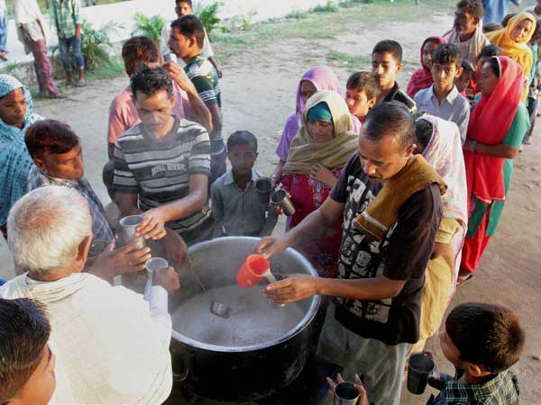Pakistani firing hit border villagers lined up for tea