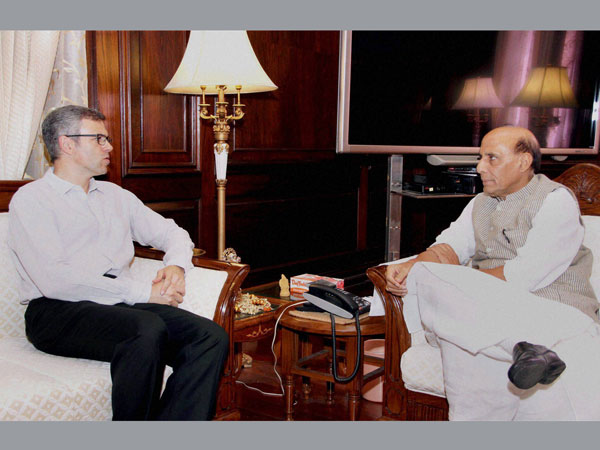Union Home Minister Rajnath Singh meets Chief Minister of Jammu & Kashmir
