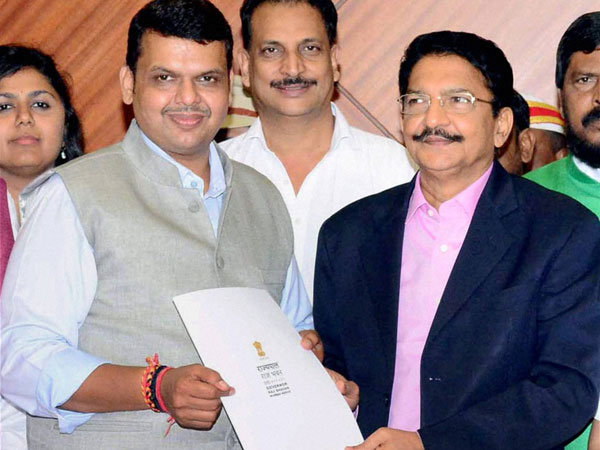 Governor of Maharashtra C.Vidyasagar Rao presents the letter