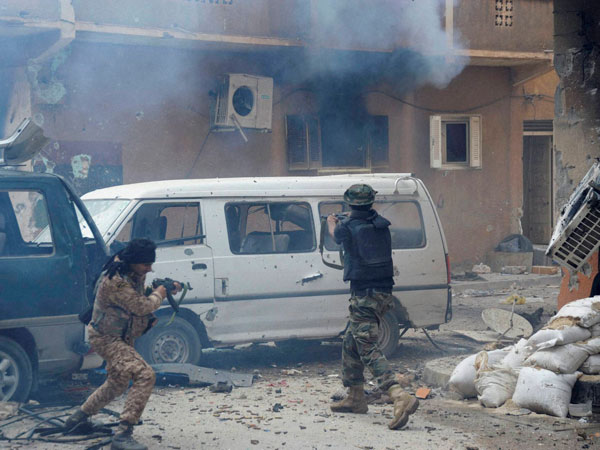 Islamist extremists clash in Libya Islamist extremists clash in Libya