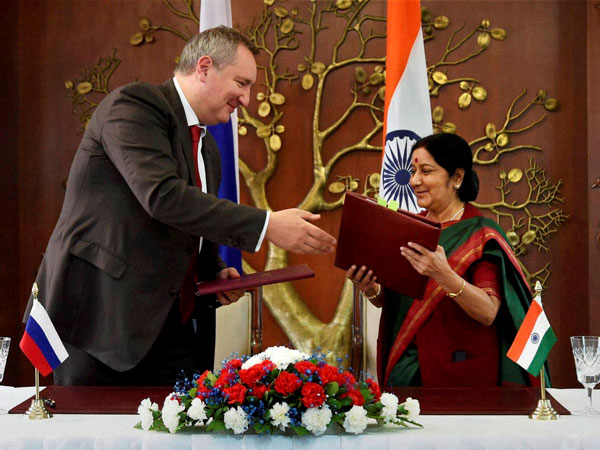 External Affairs Minister Sushma Swaraj meets Russian Deputy Prime Minister