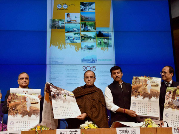 Arun Jaitley releases the government of India calendar 2015