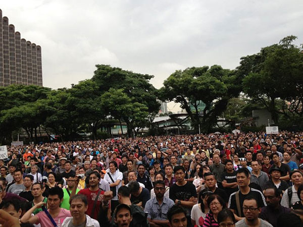 Singapore Protests for PM's resignation