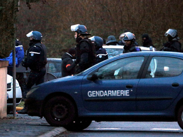 France: 3rd terrorst, 4 hostages dead