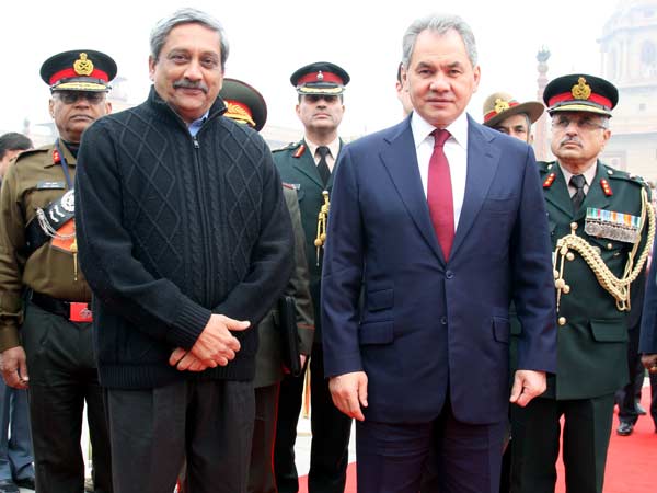 Parrikar with Russian Defence Minister