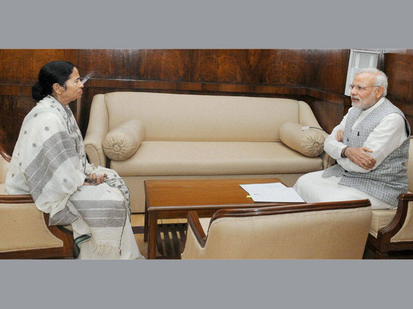 PM changes schedule to meet Mamata PM changes schedule to meet Mamata