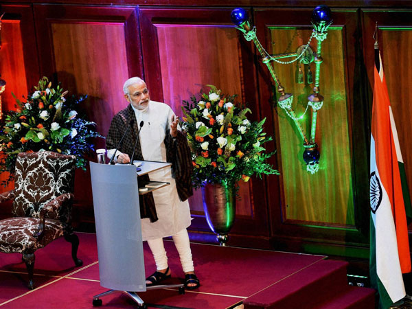 Modi addresses Indian community in Berlin