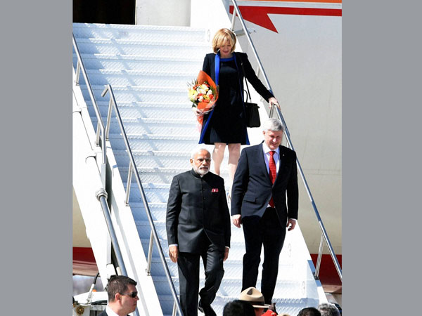 Modi with Canadian PM and the letter's wife Modi with Canadian PM and the letter's wife