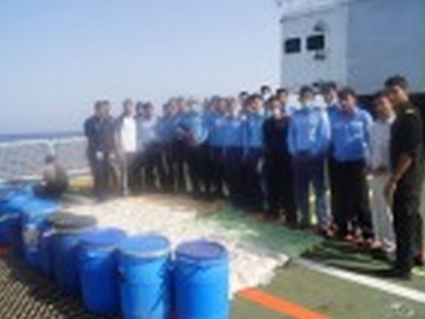 Pak boat was carrying 100 kg of heroine