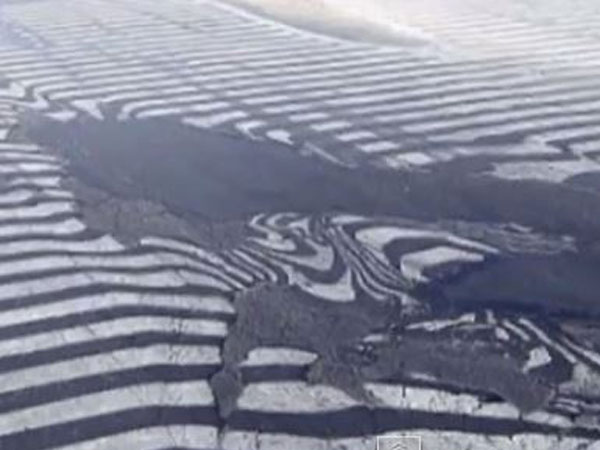 Heatwave: Delhi Ring Road melted