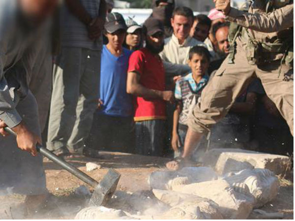 ISIS destroys Syrian antiquities in Palmyra