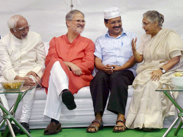 Najeeb Jung, Kejriwal, Sheila Dikshit: New buddies