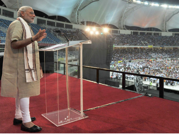 PM Modi addresses Indian community in Dubai