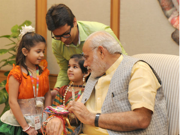PM with kids on occassion of Raksha Bandhan