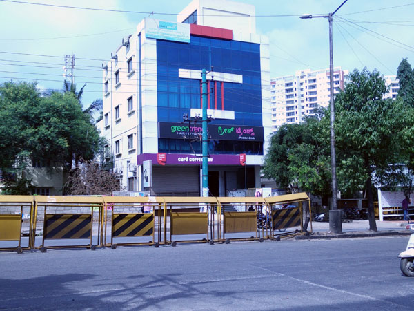 Bharat Bandh: Empty roads