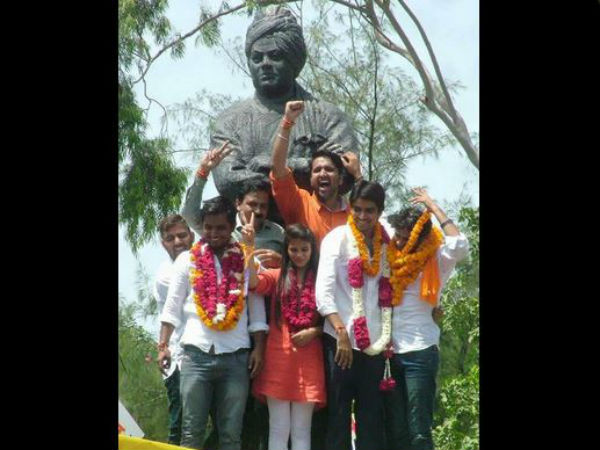 ABVP clean sweeps DUSU polls; AAP's CYSS comes a distant 3rd 