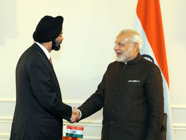 PM Modi meets CEO of Master Card in New York