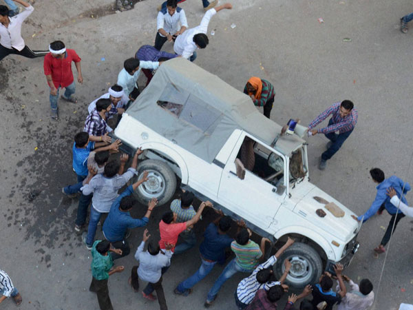 In Pics: Varanasi violence