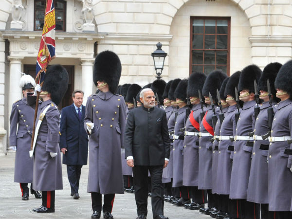 PM Modi inspects Guard of Honour in LOndon