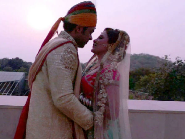 RJ Kunal & Bhumi's wedding pic