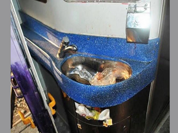 Dirty Pics: Modern Mahamana Express 'insulted' by passengers