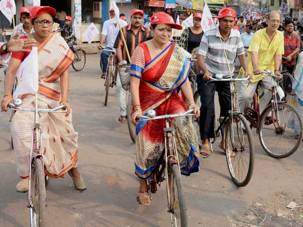 Jyotirmoyee Sikdar (Left) - Sonarpur North