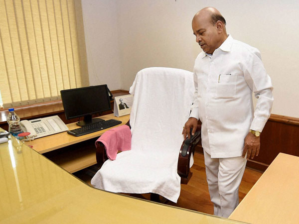 Thaawar Chand Gehlot Thaawar Chand Gehlot