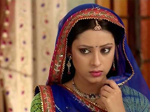 Pratyusha Banerjee suicide: Should case be handed over to CBI?Sign online petition if you support. Pratyusha Banerjee suicide: Should case be handed over to CBI?Sign online petition if you support.
